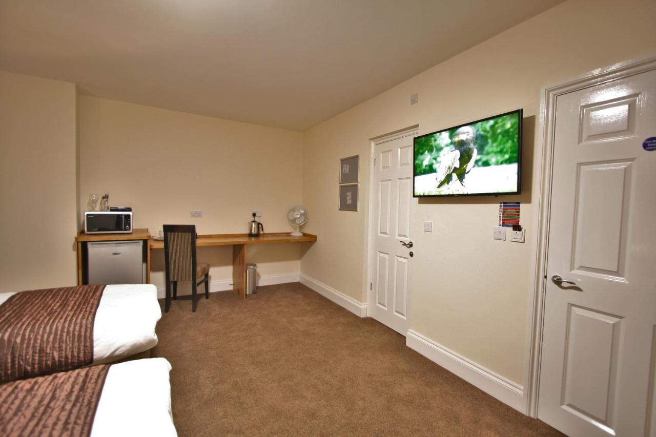 New County Hotel & Serviced Apartments By Roomsbooked Gloucester Habitación foto