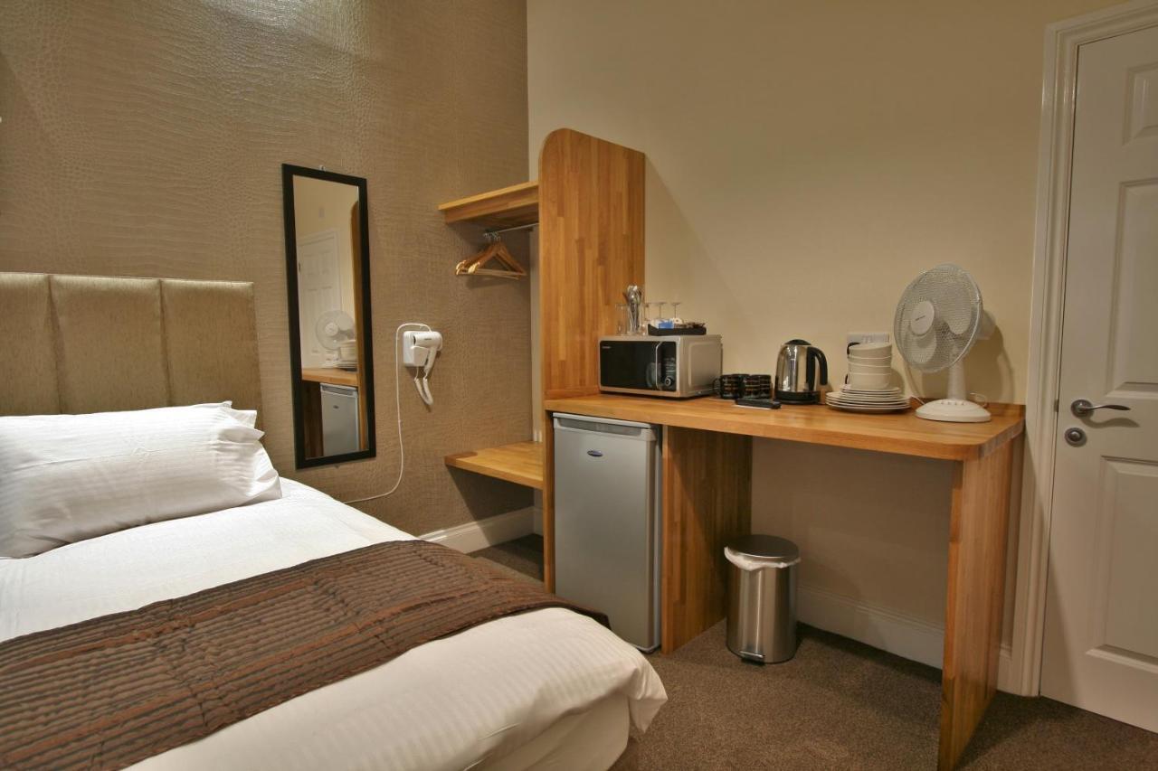 New County Hotel & Serviced Apartments By Roomsbooked Gloucester Habitación foto